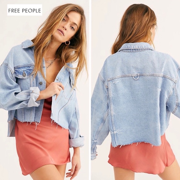 MWT Free People Amelia Slouchy Denim Jacket XS Distressed Cropped Blue Trucker - Picture 2 of 16